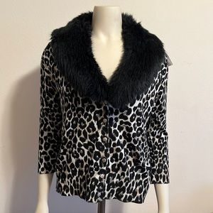 French Postcards Leopard Sweater w/Faux Fur Detachable Collar. Petite M EUC